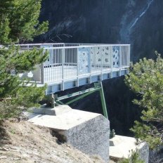 passerelle_de_point_de_vue_telepherique_iserables_2